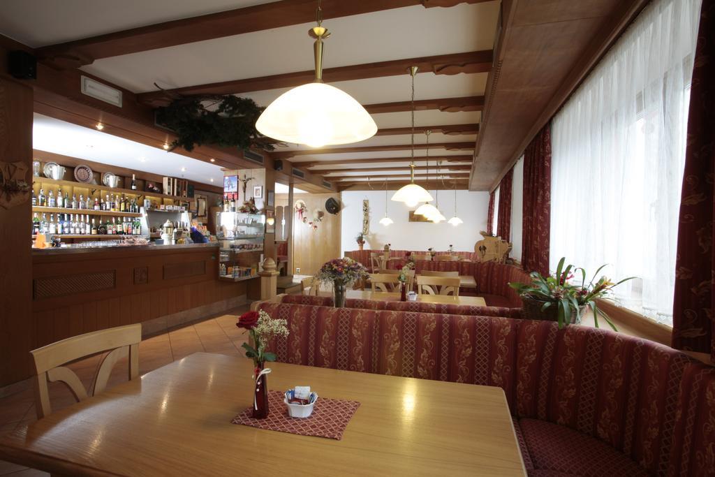 Hotel Alpino Plan Σέλβα ντι Βαλ Γκαρντένα Εξωτερικό φωτογραφία