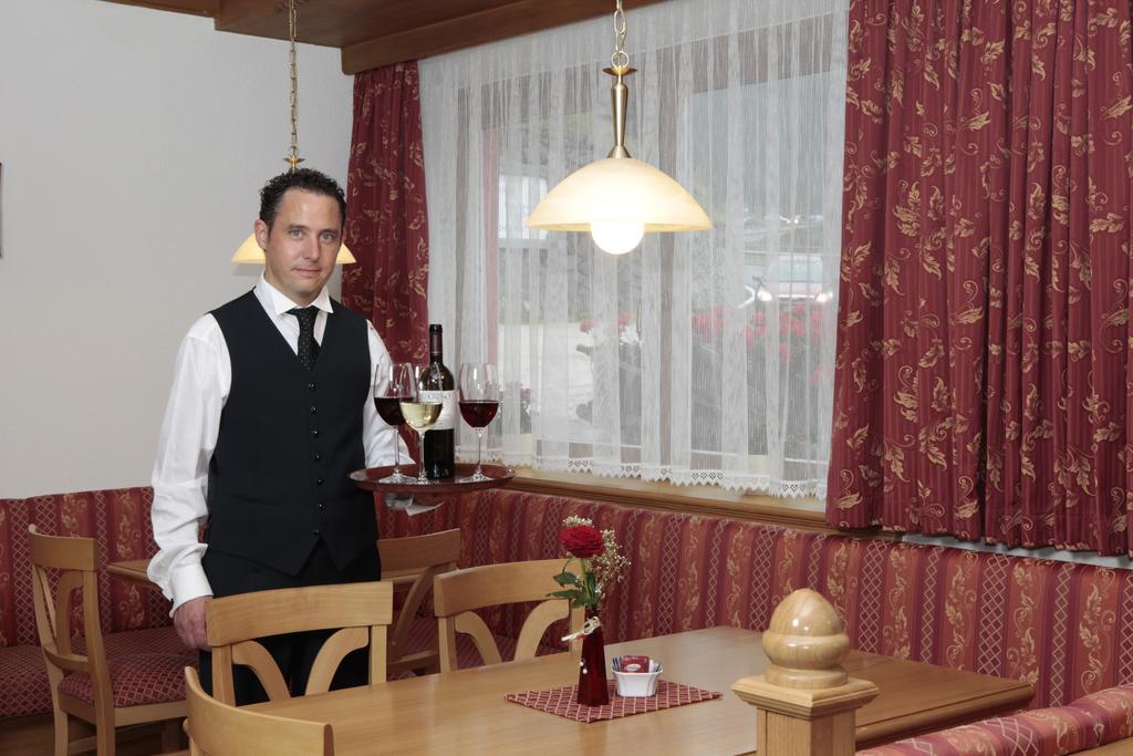 Hotel Alpino Plan Σέλβα ντι Βαλ Γκαρντένα Εξωτερικό φωτογραφία
